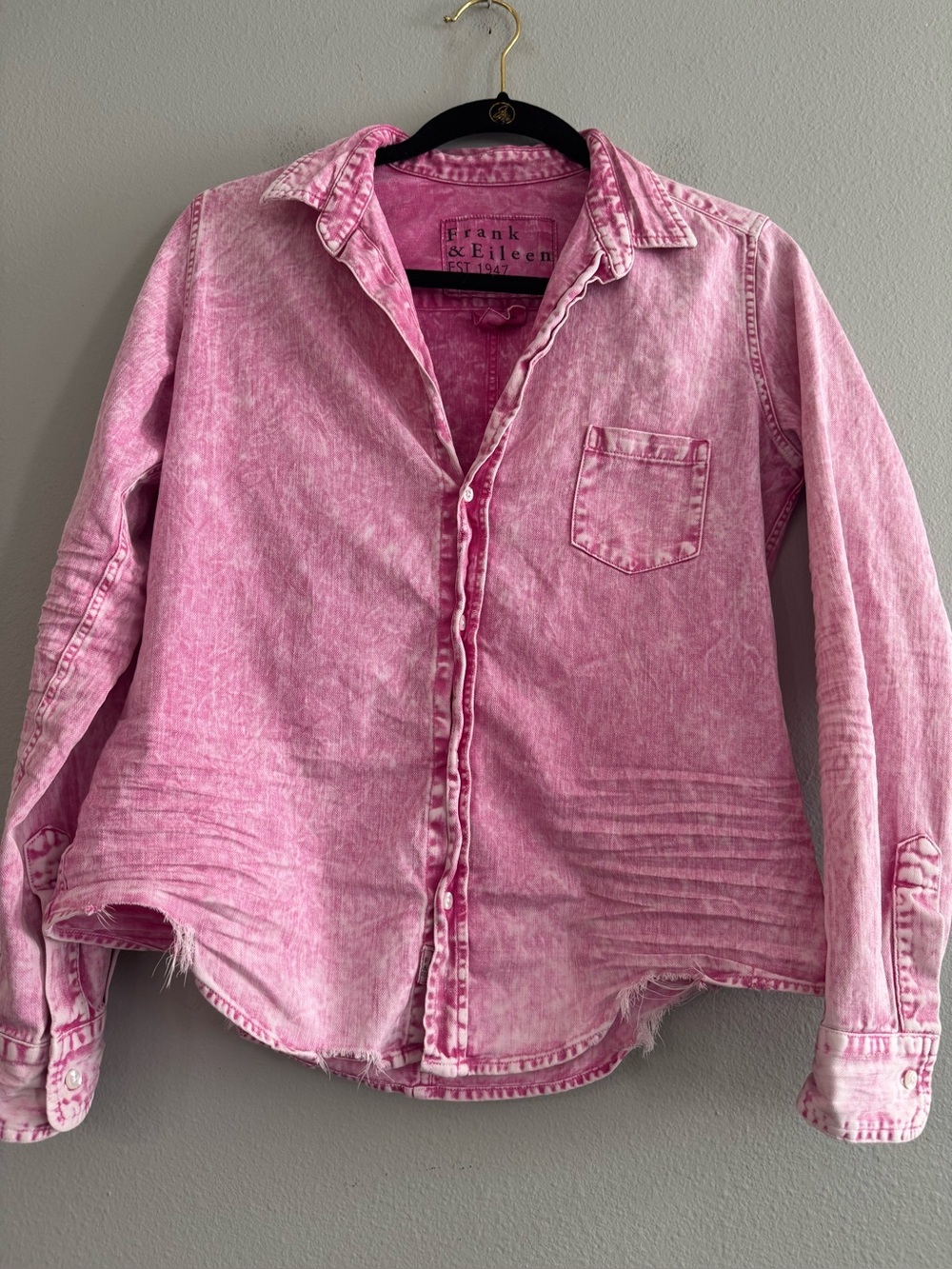 Frank & Eileen Barry Famous Denim Mineral Wash Distressed Button-Down Shirt S